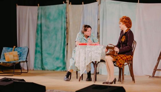 Спектакль «Любовь и голуби»