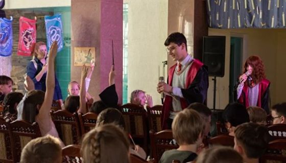 Волшебство под Рождество в Хогвартсе