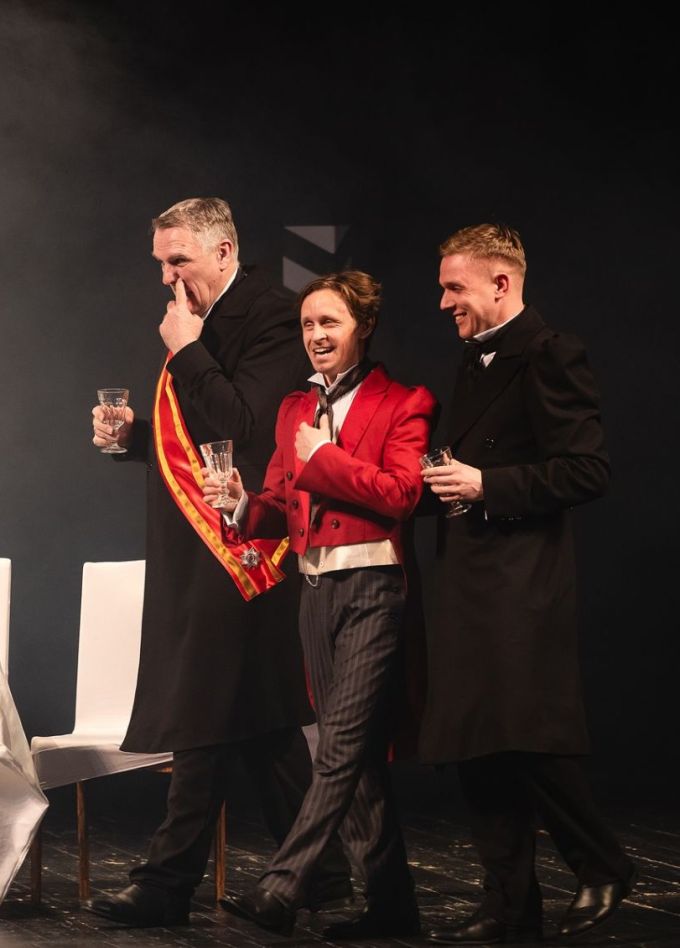 Спектакль «Мёртвые души»