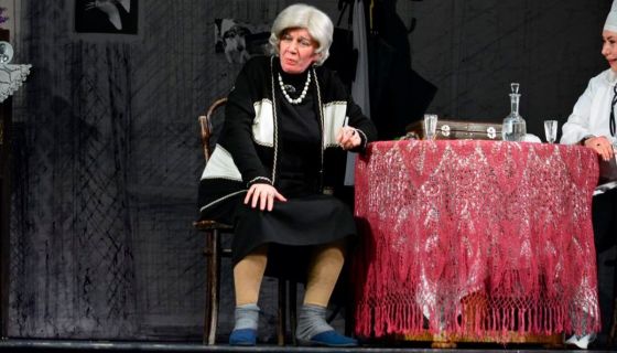 Спектакль «Раневская. Сквозь смех и слёзы!»