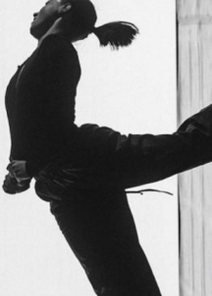 Откройте окна