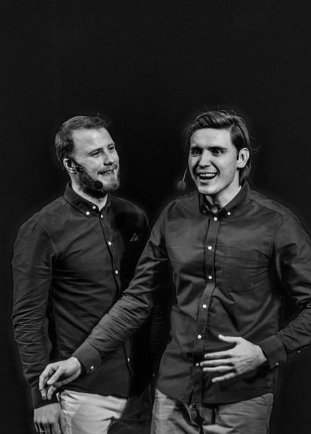 Спектакль «Я счастье. Чудотворцы»