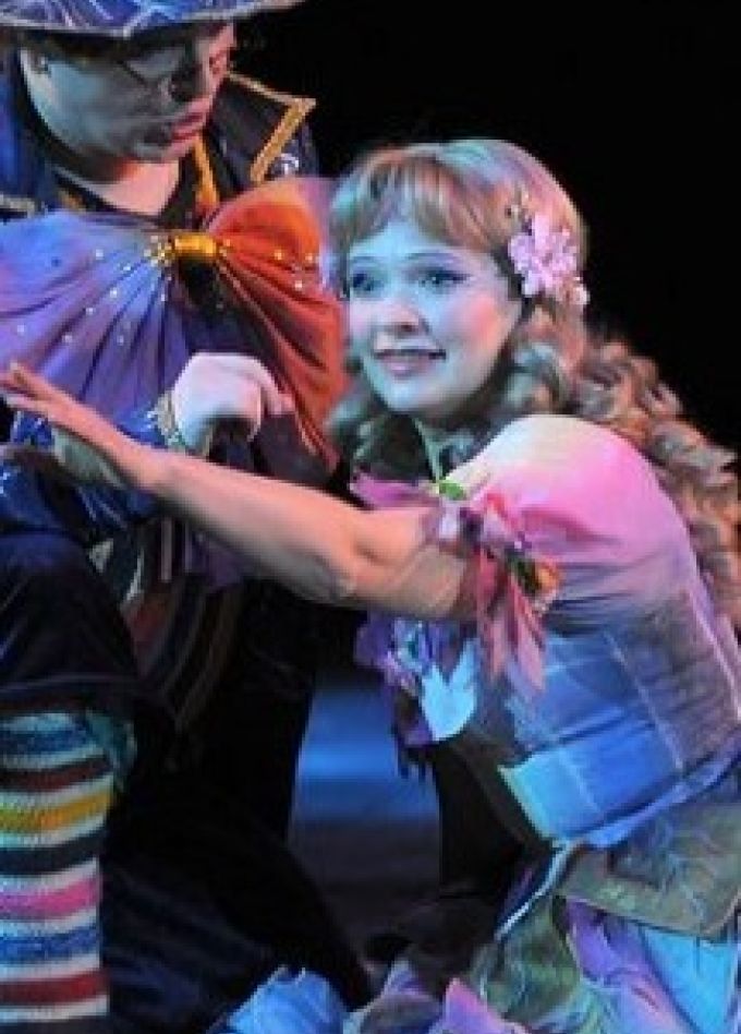 Дюймовочка