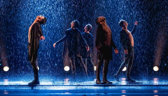 Шоу под дождём IV. Мужчина vs Женщина